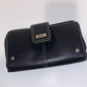 Buxton black wallet